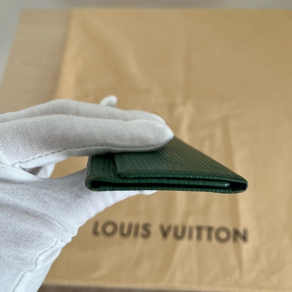 Rare! Auth Borneo Green Epi LV Multicles 4 hook vintage Key Cles - Picture 8 of 11